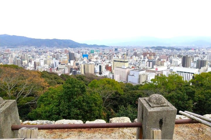 Matsuyama Castle Stroll and Making Auspicious Sweets — photo 9
