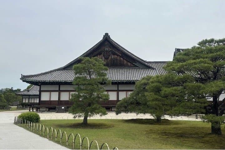 Kyoto E-Bike Tour of Palace, Castle, Temples and Hidden Gems — photo 4