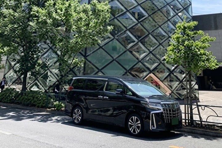 Private Tokyo Architecture Driver Guided Tour — photo 9