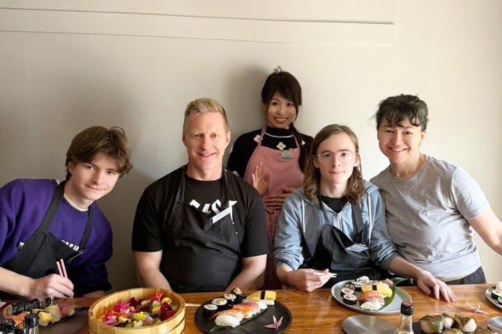 Sushi Japanese Cooking Class with Matcha — photo 3