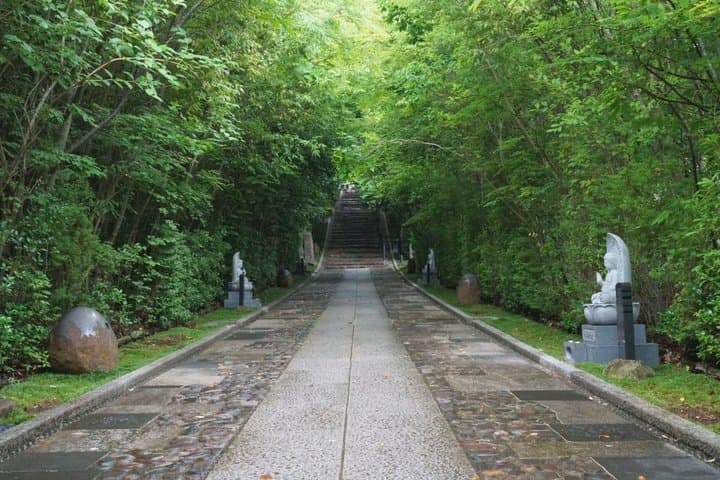 Half Day Tour in Sendai Kitayama Gozan & Sendai Daikannon Statue — photo 4