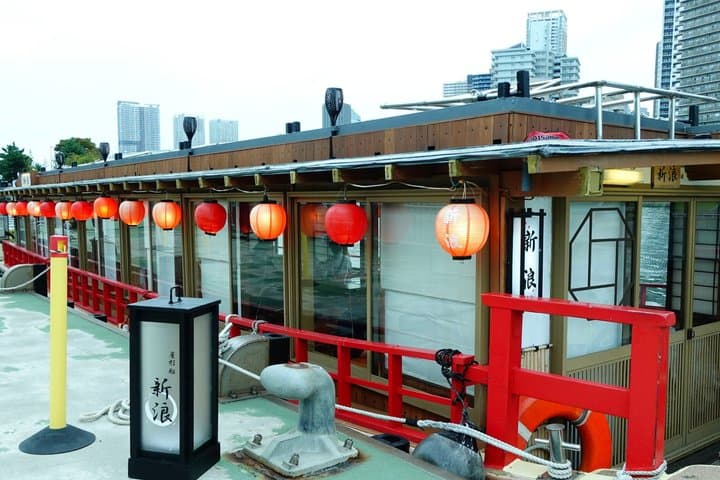 Tokyo Yakatabune Sakura-Theme Cruise:Tea Ceremony,Sweets&Shamisen — photo 11