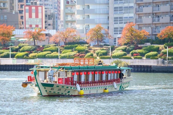 Tokyo Yakatabune Sakura-Theme Cruise:Tea Ceremony,Sweets&Shamisen — photo 9