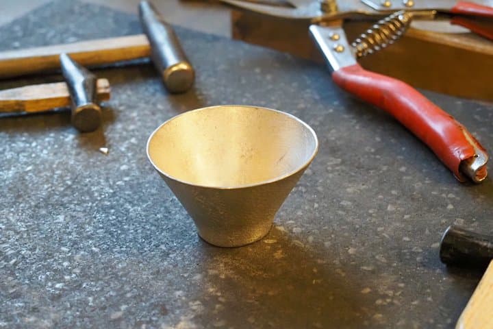 Japanese Metal Craft Workshop: Make Your Suzu Tableware in Osaka — photo 4