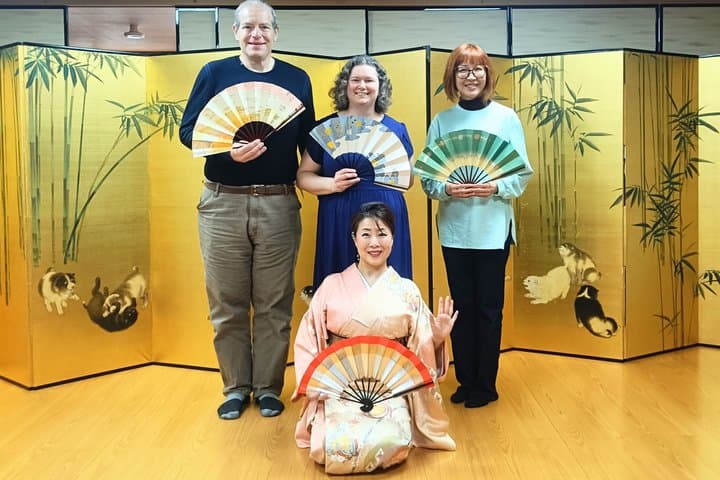 Experience Authentic Japanese Dance in a Private Studio Session — photo 6