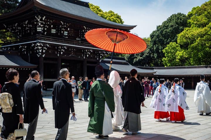 Tokyo Meiji Shrine and Shinto Culture Walking Tour — photo 2