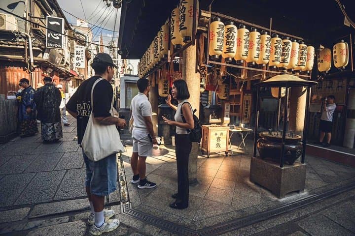 Osaka Food & Nightlife Experience with Sumo, Sake &Local Guide — photo 9