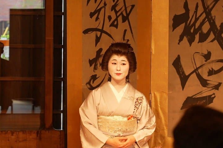Tokyo Geisha Experience: Rare Cultural Show & Interaction — photo 3