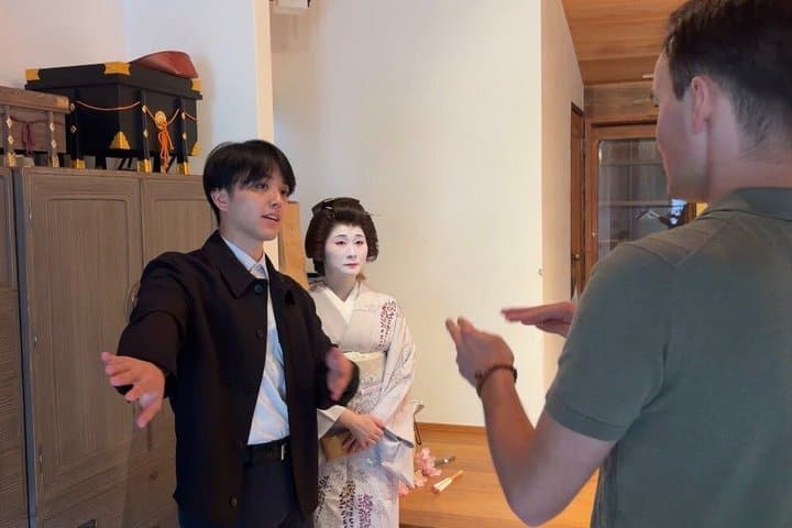 Tokyo Geisha Experience: Rare Cultural Show & Interaction — photo 11