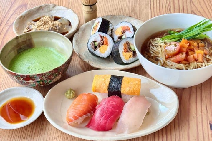 Japanese Culinary Experience: Ramen, Wagyu Sushi & Matcha — photo 2