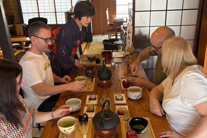 Kobe beef lunch with calligraphy and tea ceremony experiences — photo 7