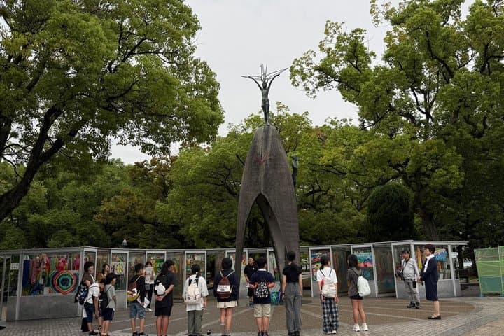 Hiroshima: Peace Memorial Park Walking Tour — photo 2