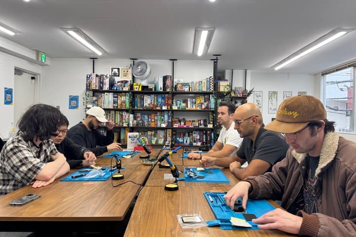 Pixel Lab Tokyo: Gameboy Mod Workshop (Original/Advance/SP) — photo 19