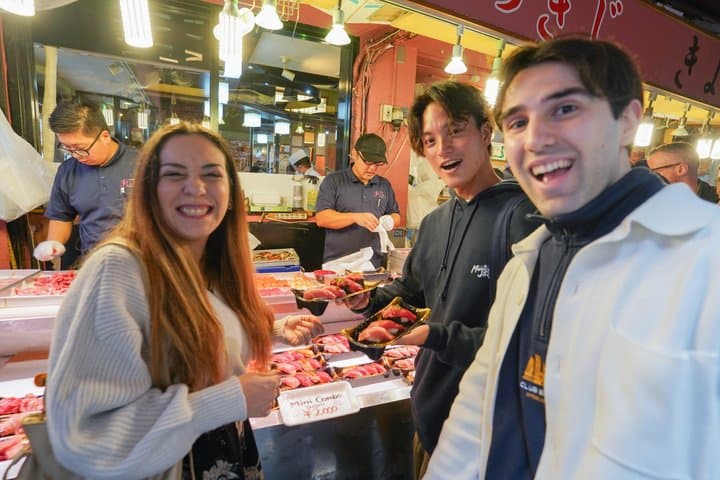Tsukiji Fish Market: Behind the Scenes & 10 Seafood Tastings — photo 4