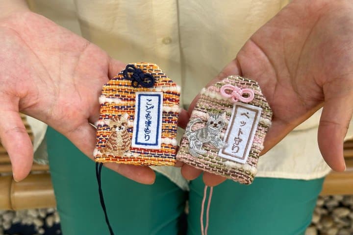 Make Japanese Lucky Charms for Your Pets and Family in Asakusa — photo 4