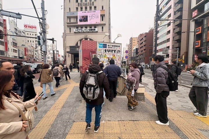 Tokyo Asakusa Walking Tour: Senso-ji, Nakamise & Photo Spots — photo 14