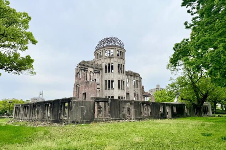 Executive Hiroshima and Miyajima Island Private Full Day Tour — photo 1