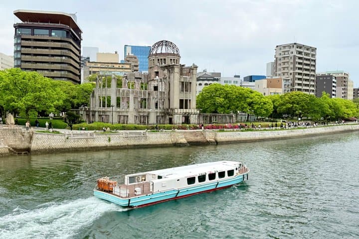 Executive Hiroshima and Miyajima Island Private Full Day Tour — photo 3