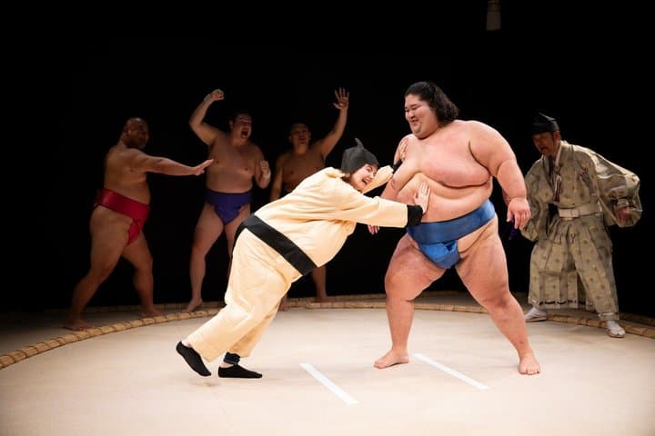 Hirakuza Ginza Tokyo Sumo Show with Light Meal and Drink — photo 8