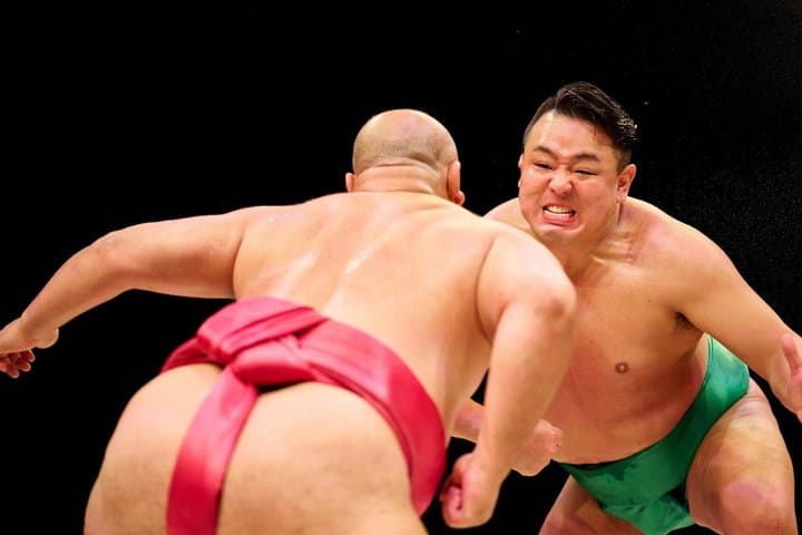 Hirakuza Ginza Tokyo Sumo Show with Light Meal and Drink — photo 12
