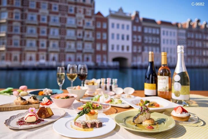 Huis Ten Bosch Full Day Bus Tour From Hakata — photo 6