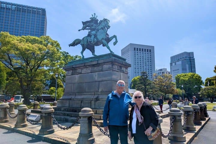 Tokyo Imperial Palace and Shogun Castle Walking Tour — photo 17