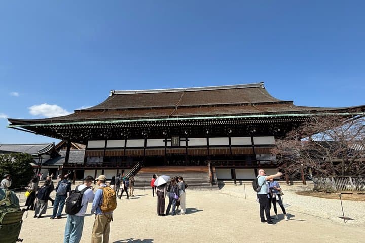 Kyoto Imperial Palace and Zen Temple Walk with History Teacher — photo 4