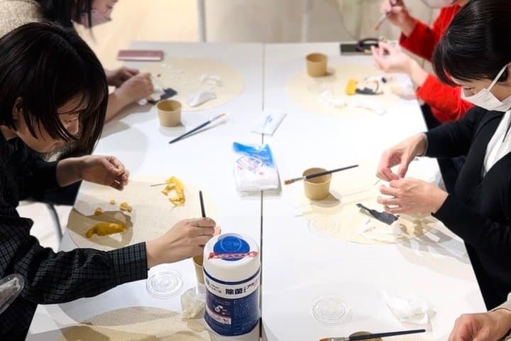 Make Your Own Cat Lamp with Traditional Tosa Washi in Kochi — photo 7