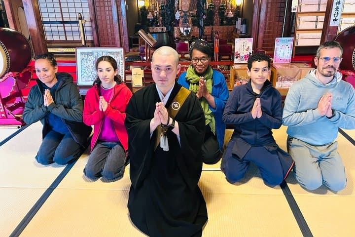 Taiko Drumming and Buddhist Chanting in a 700-Year Tokyo Temple — photo 1