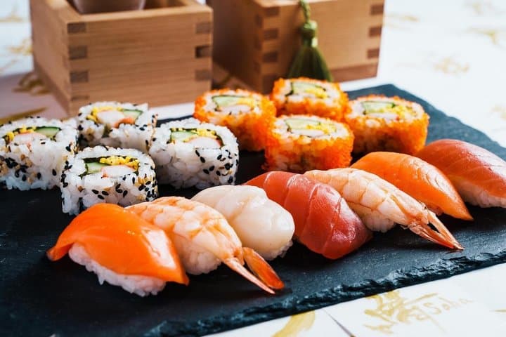 Tokyo 6hr Private Guided Tour and Sushi Making Experience — photo 1