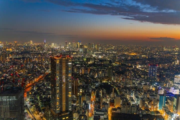 Discover Tokyo by Train and Walk — photo 7