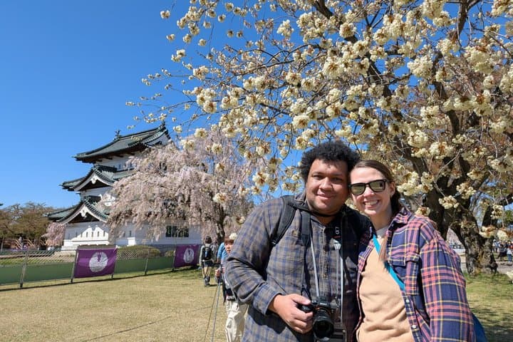 Private Cherry Blossom Tour in Hirosaki with a Local Guide — photo 15