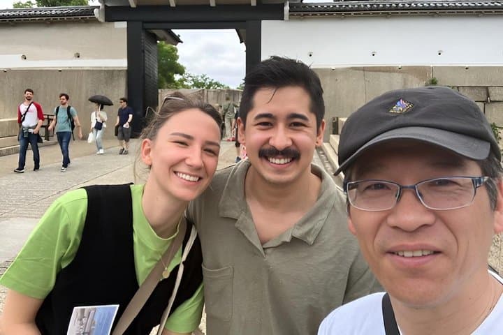 Osaka Castle and Back Alley Gourmet Private Tour — photo 7