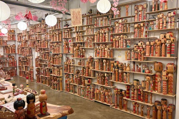 Paint Your Own Kokeshi Doll and Get Your Name in Kanji, Shibuya — photo 6