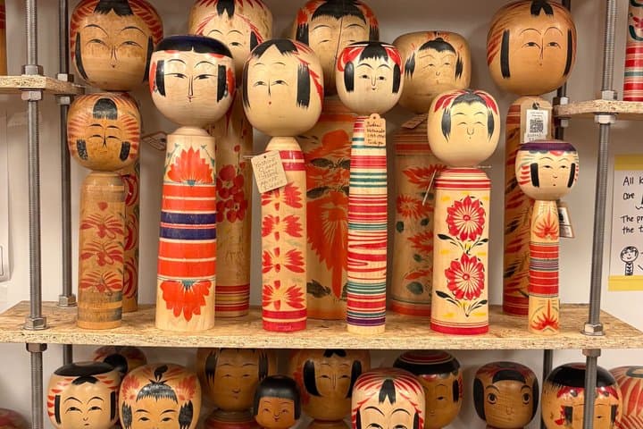 Paint Your Own Kokeshi Doll and Get Your Name in Kanji, Shibuya — photo 12