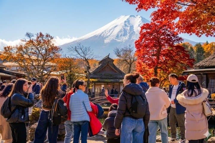 Mount Fuji & Momiji Season: Kamakura, Big Buddha and Lake Ashi — photo 10