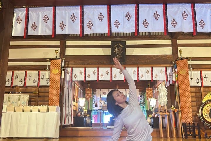 Morning Yoga at a Peaceful Japanese Shrine in Kanazawa — photo 5