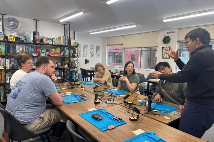 Pixel Lab Tokyo: Gameboy Mod Workshop (Original/Advance/SP) — photo 12