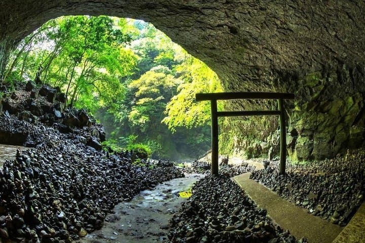 Day Tour to Miyazaki Takachiho Gorge & Shrine depart from Fukuoka — photo 16