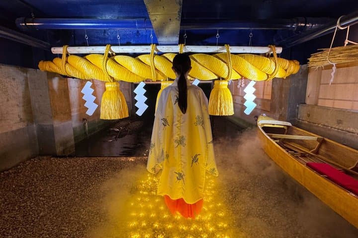 Miko Experience in Tokyo: Photoshoot in a Mystical Sea of Clouds — photo 2