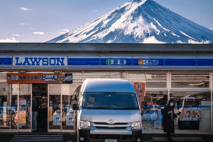 Private Mt Fuji 5th Station & Shiraito Falls Day Tour from Tokyo — photo 10