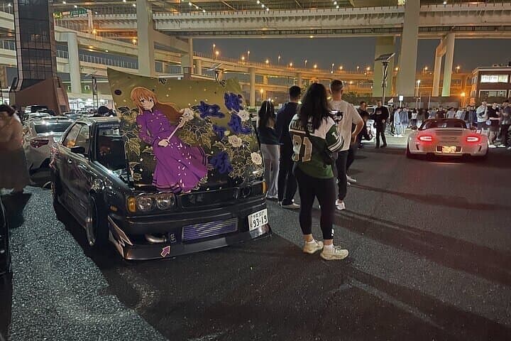 Daikoku Parking Area JDM Car Meet Tour by a Local Japanese Guide — photo 4