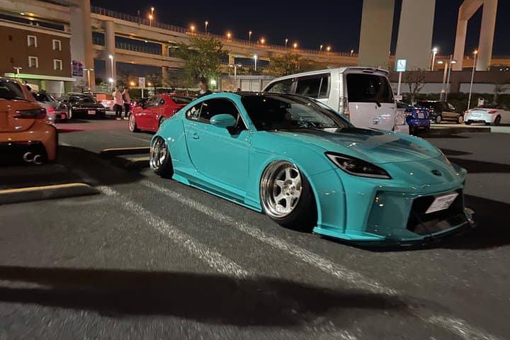 Daikoku Parking Area JDM Car Meet Tour by a Local Japanese Guide — photo 9