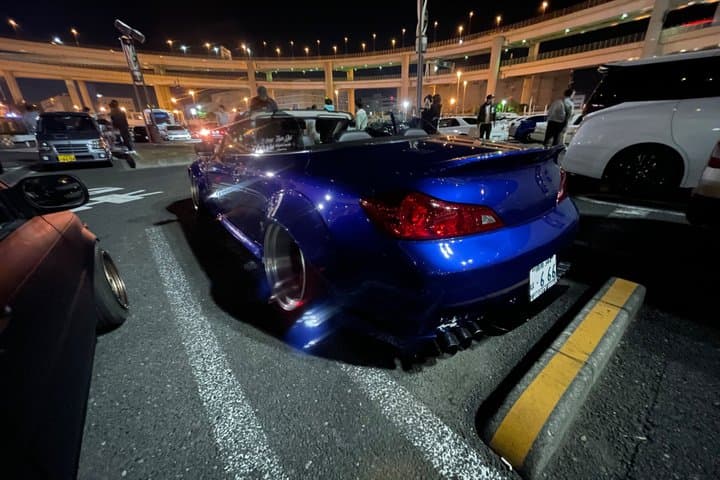 Daikoku Parking Area JDM Car Meet Tour by a Local Japanese Guide — photo 12