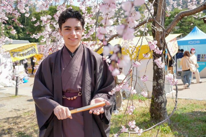 Kimono Furisode and Yukata Rental Experience in Asakusa Tokyo — photo 16