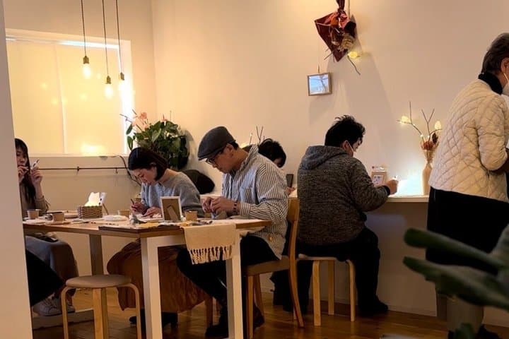 Make Your Own Cat Lamp with Traditional Tosa Washi in Kochi — photo 20