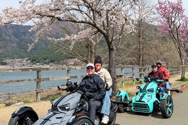 Mt. Fuji Scenic Trike Ride in Lake Kawaguchiko — photo 3