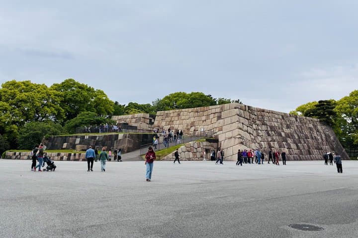 Tokyo Imperial Palace and Shogun Castle Walking Tour — photo 20