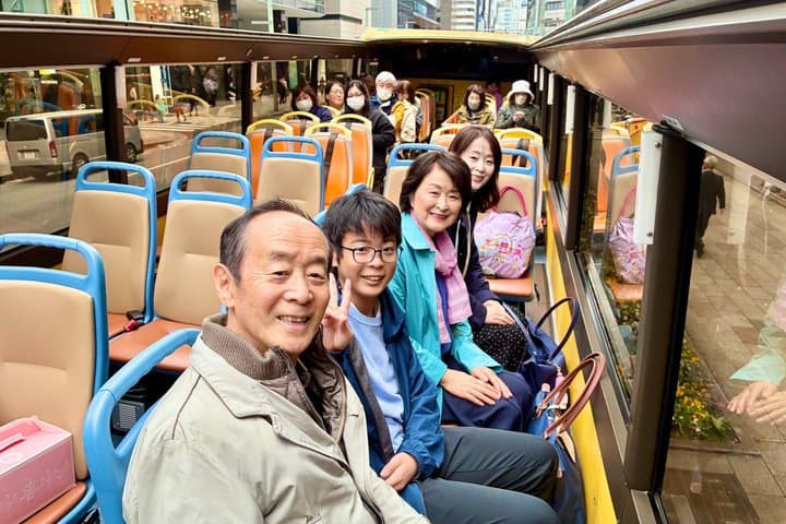 Premium Strawberry & Tokyo City Cruise on Open-Top Bus — photo 10