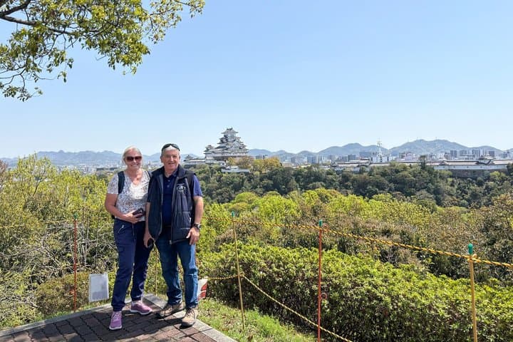 Himeji Castle Easy Bike Tour: Samurai History, Garden & Matcha — photo 11